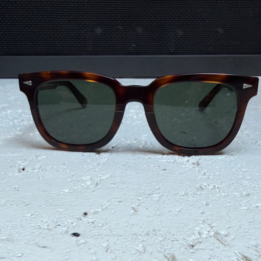 Ahlem Tortoise Shell Sunglasses - Picture 3 of 4